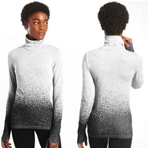 Athleta Flurry Base Layer Turtleneck - Size Small - Black, Grey White Ombre Fade